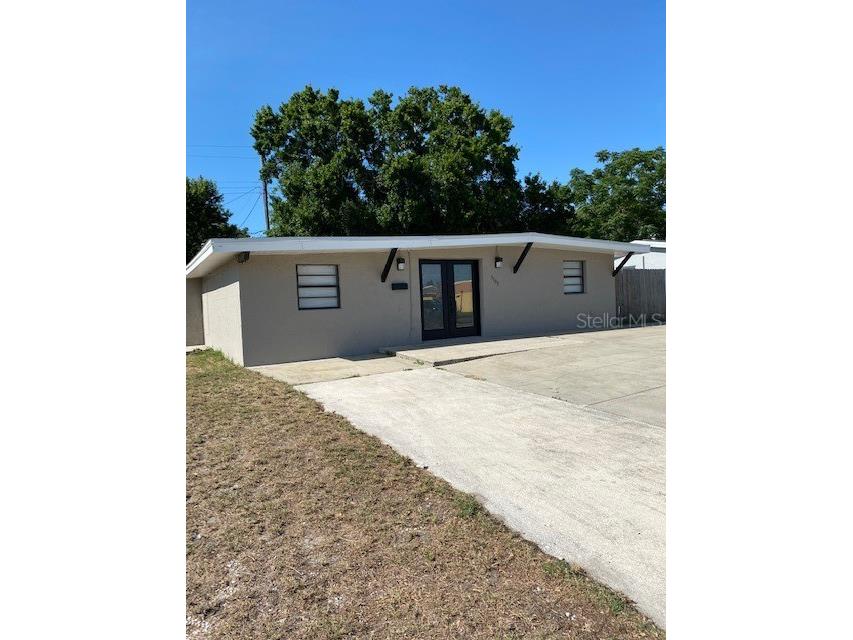 5105 Trouble Creek Road New Port Richey FL 34652 U8223292 image1