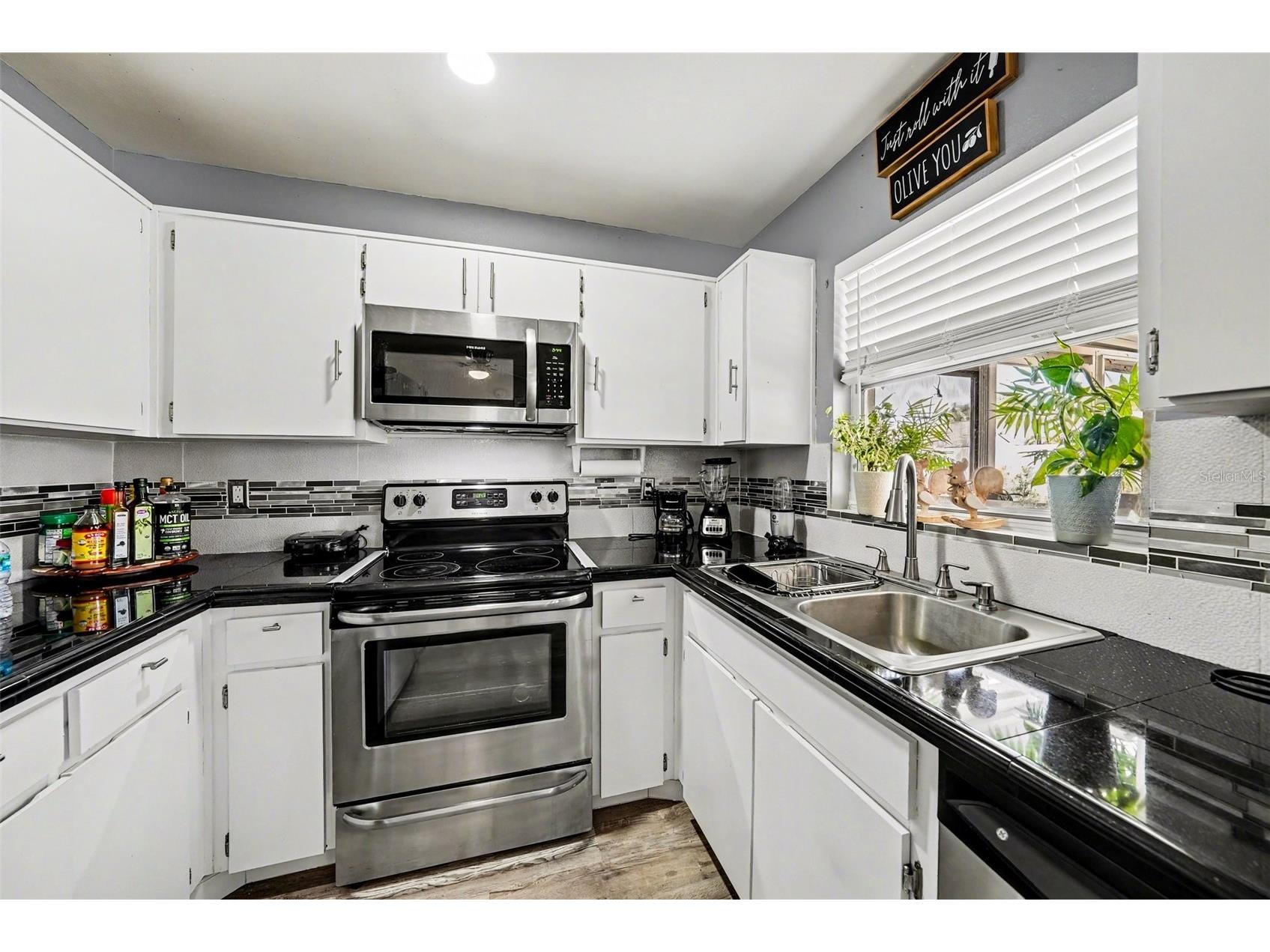 5106 Chatsworth Avenue Tampa FL 33625 TB8503644 image9
