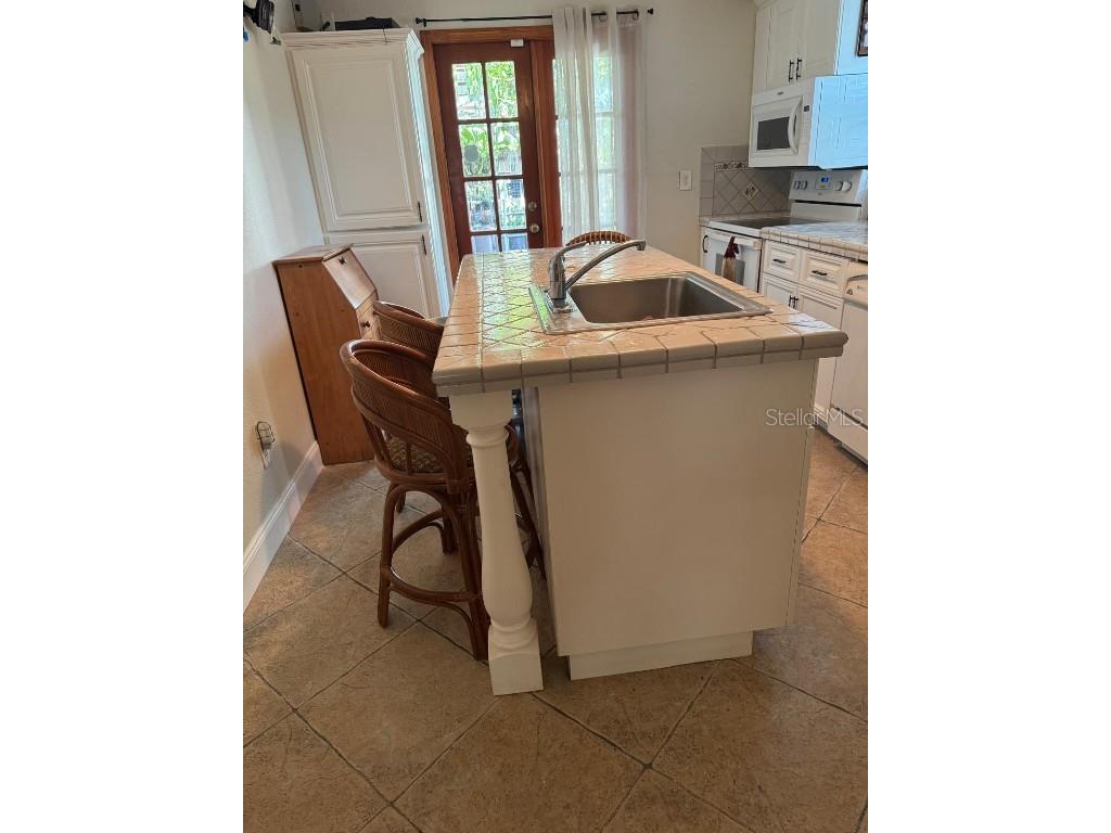 5106 Gateway Drive Tampa FL 33615 TB8397709 image12