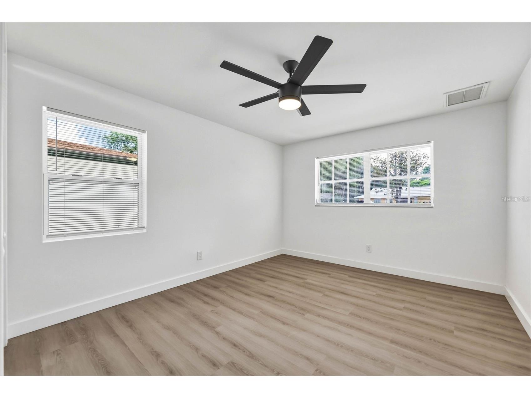 5106 Oakhaven Lane Tampa FL 33617 TB8530678 image28