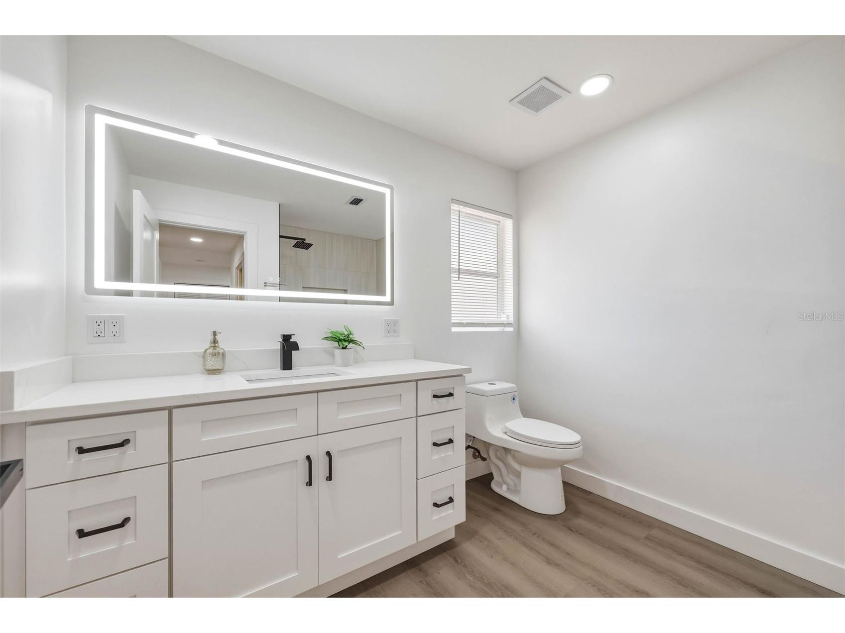 5106 Oakhaven Lane Tampa FL 33617 TB8530678 image32