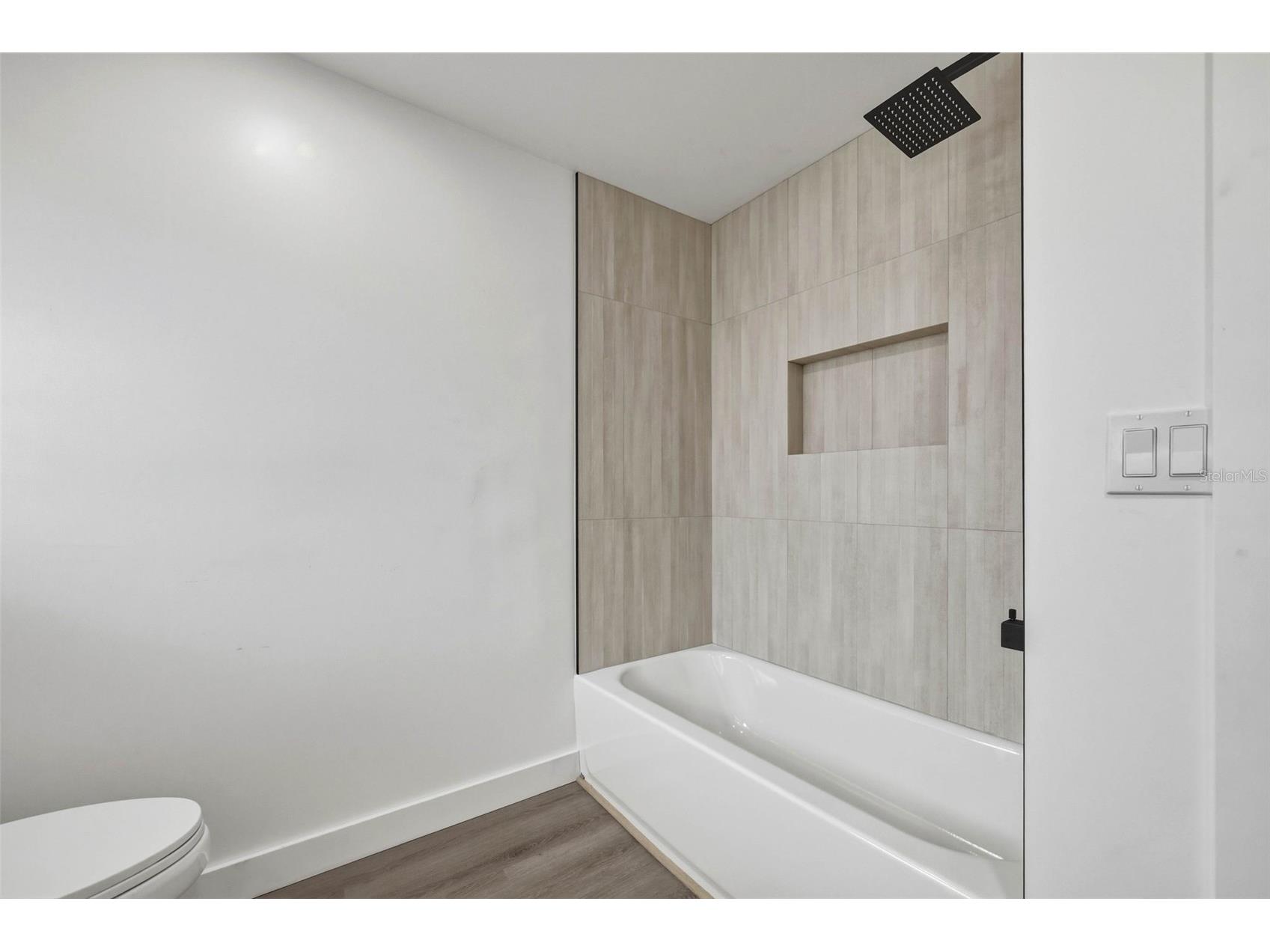 5106 Oakhaven Lane Tampa FL 33617 TB8530678 image33