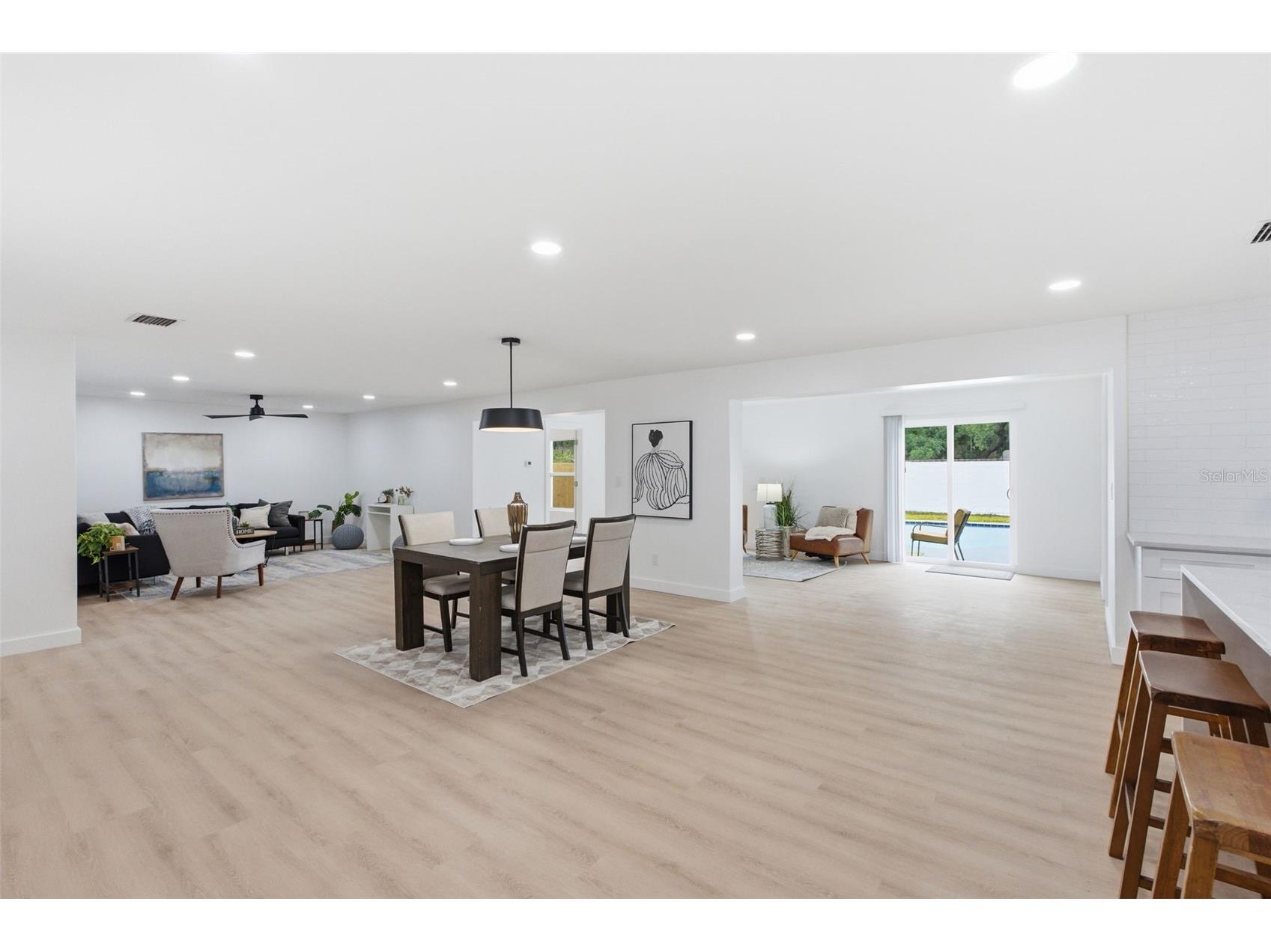5106 Oakhaven Lane Tampa FL 33617 TB8530678 image4