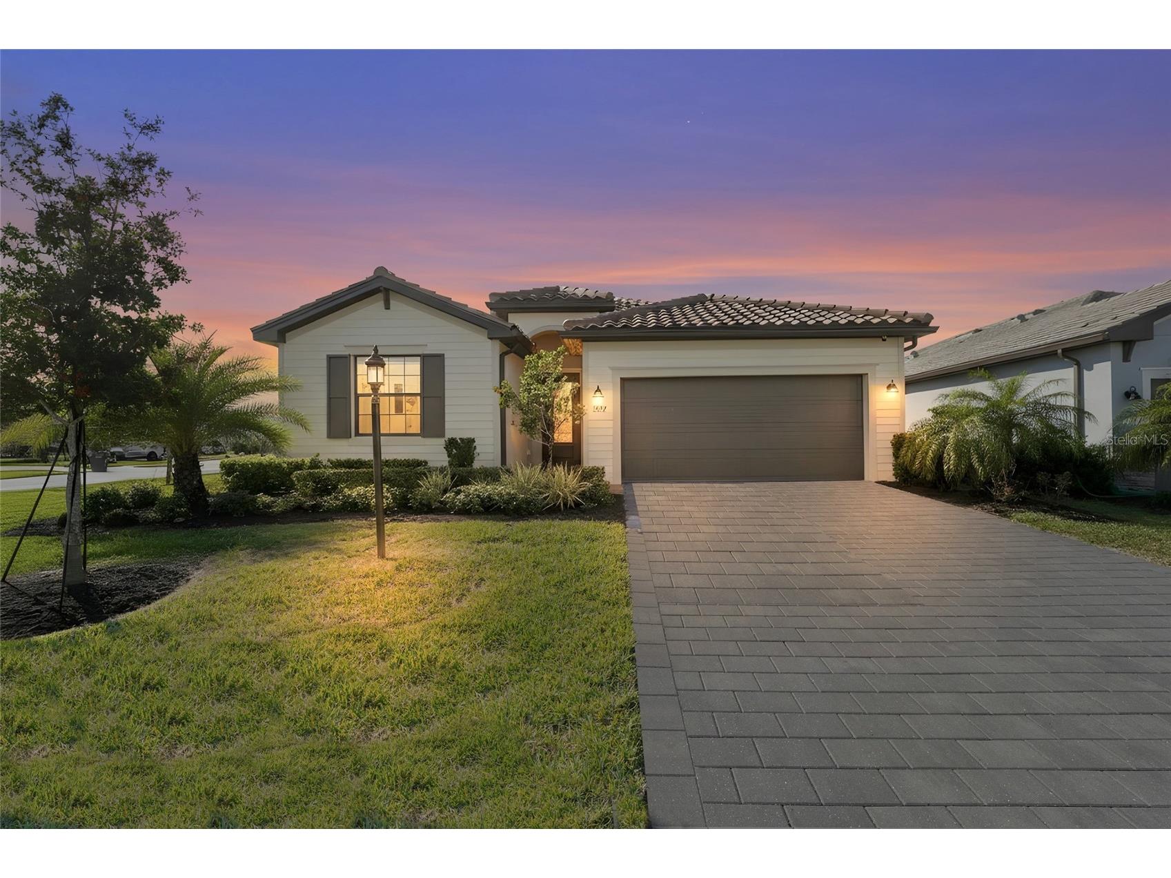 5107 Coral Reef Way Bradenton FL 34211 A4680200 image1