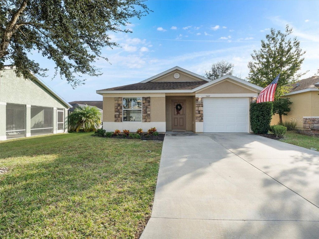 5107 NE 124th Place Oxford FL 34484 OM668869 image1