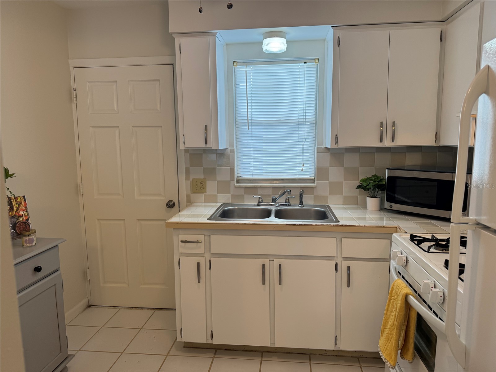 5107 Park Lake Drive N Pinellas Park FL 33782 TB8487547 image19