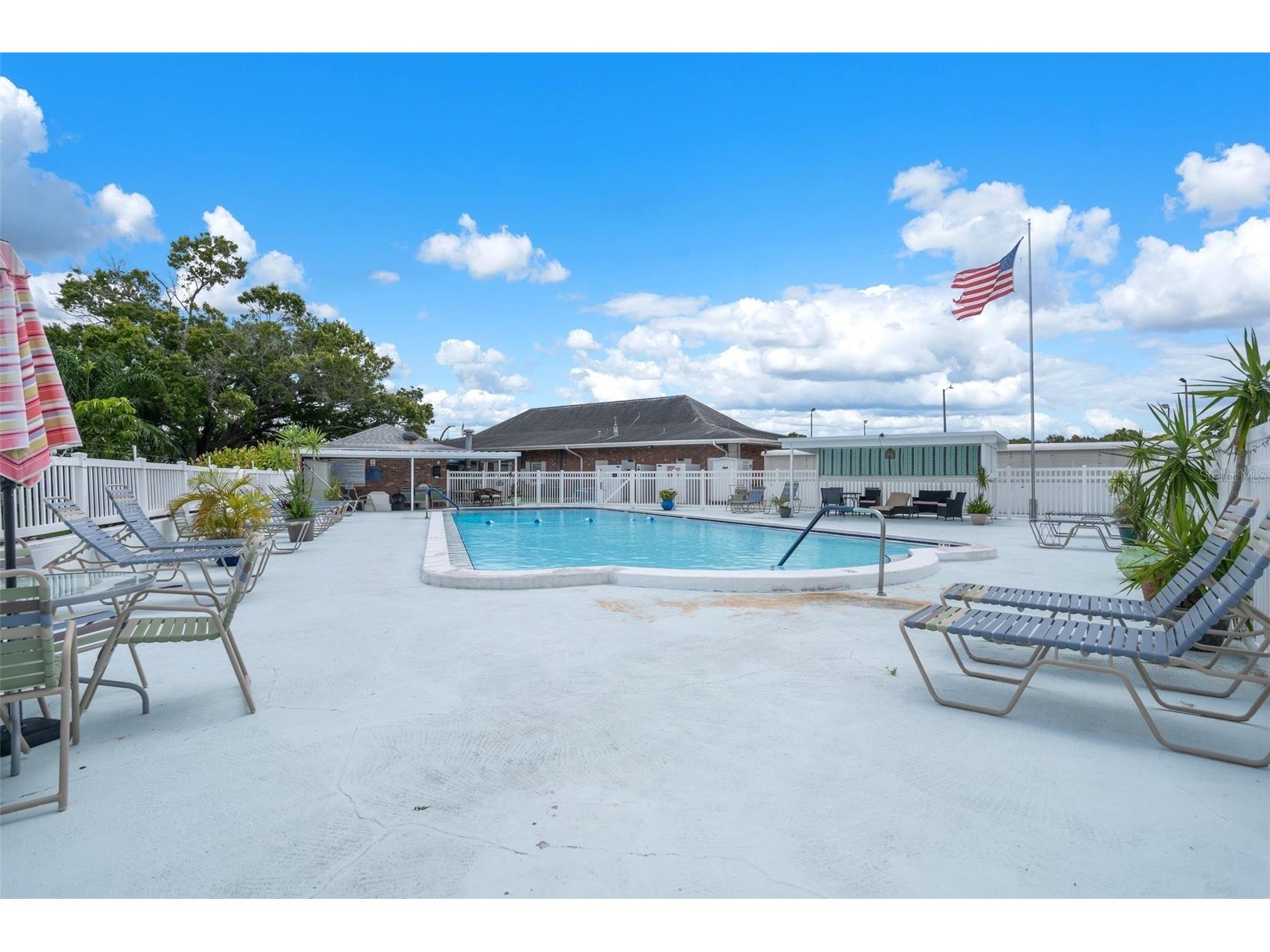 5107 Park Lake Drive N Pinellas Park FL 33782 TB8487547 image43