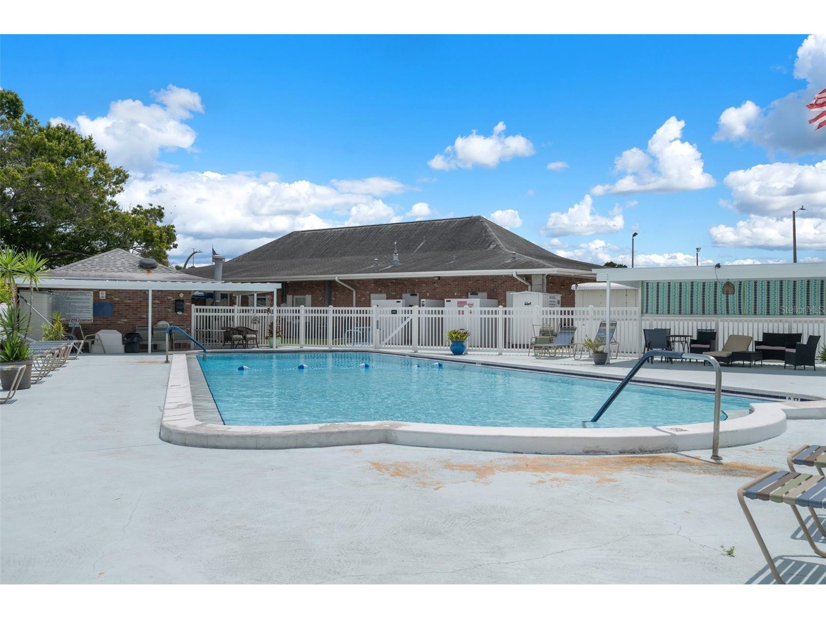 5107 Park Lake Drive N Pinellas Park FL 33782 TB8487547 image44
