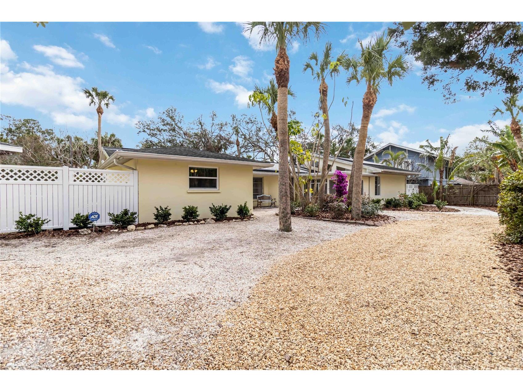 5107 Saint Albans Avenue Sarasota FL 34242 A4678525 image2