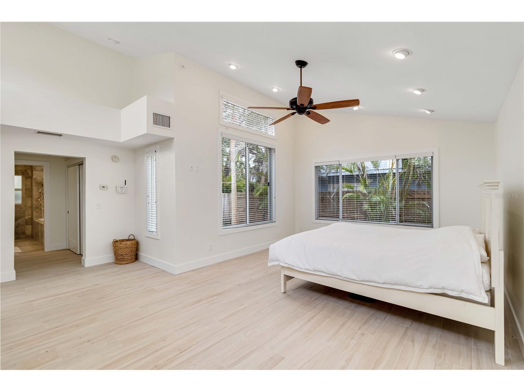 5107 Saint Albans Avenue Sarasota FL 34242 A4678525 image22