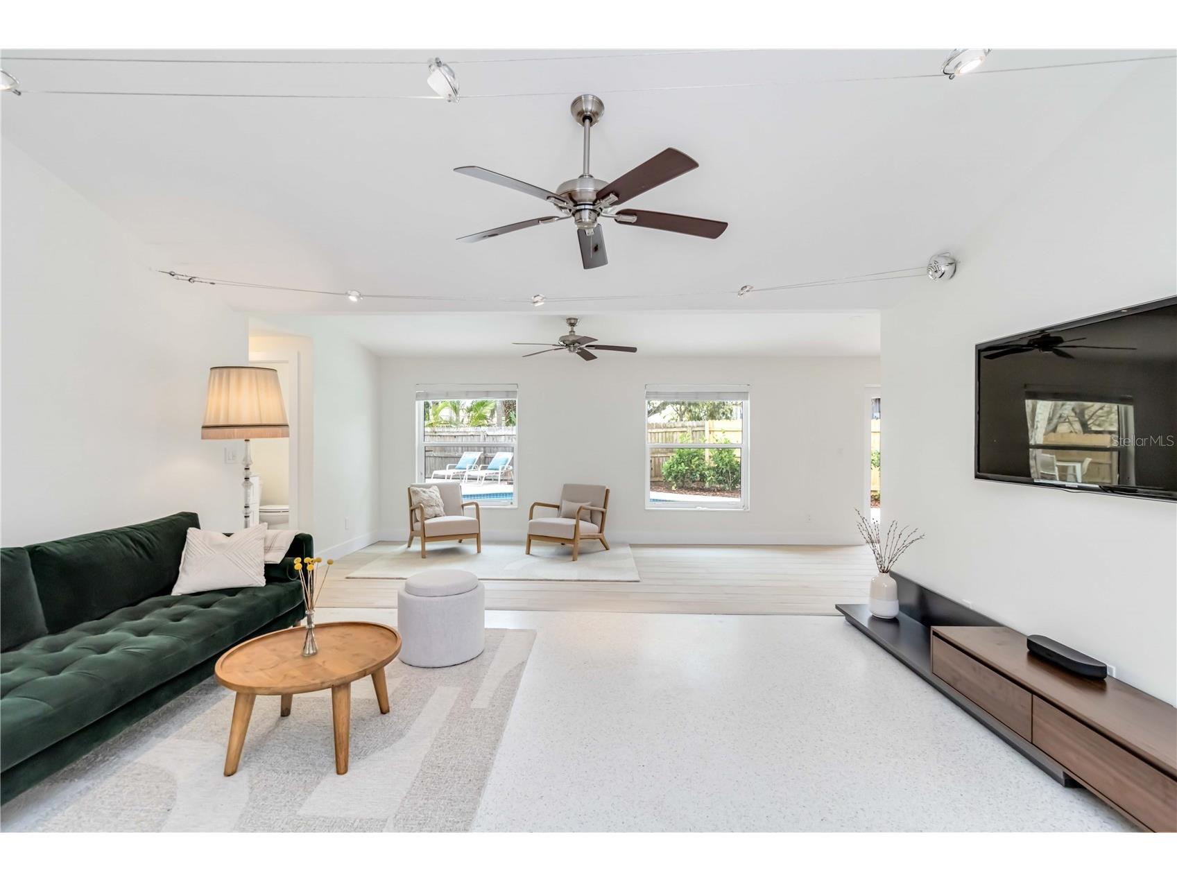 5107 Saint Albans Avenue Sarasota FL 34242 A4678525 image4