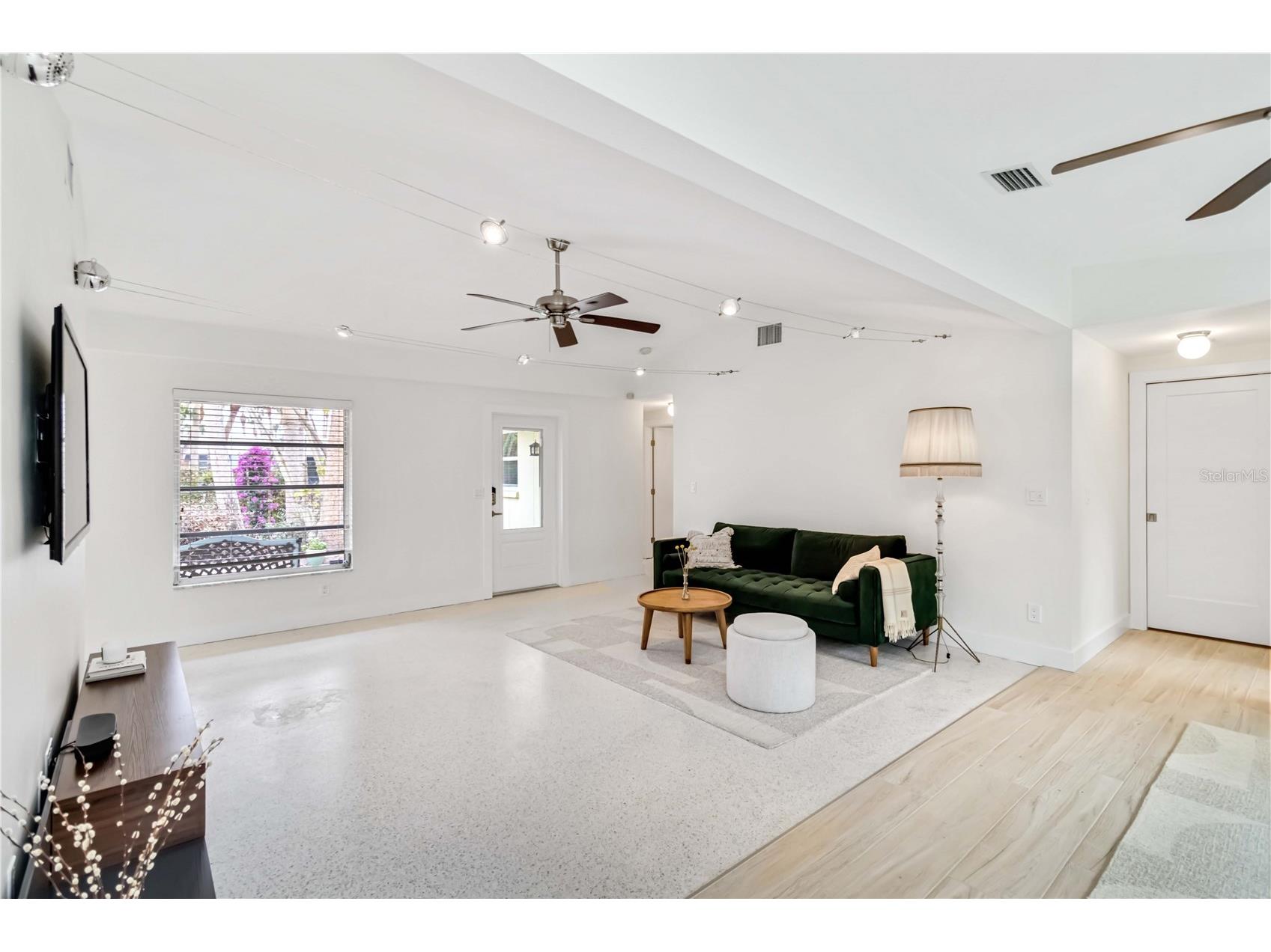 5107 Saint Albans Avenue Sarasota FL 34242 A4678525 image7