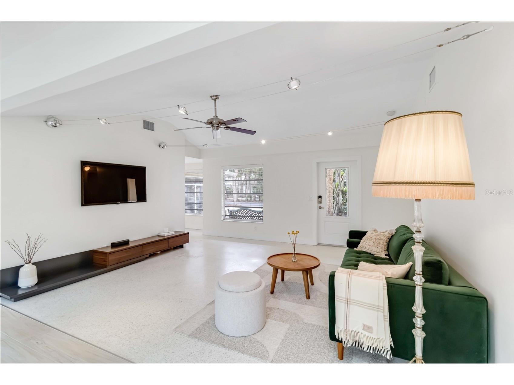 5107 Saint Albans Avenue Sarasota FL 34242 A4678525 image8