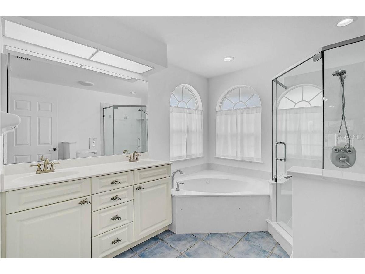 5108 72nd Street E Bradenton FL 34203 A4698538 image13