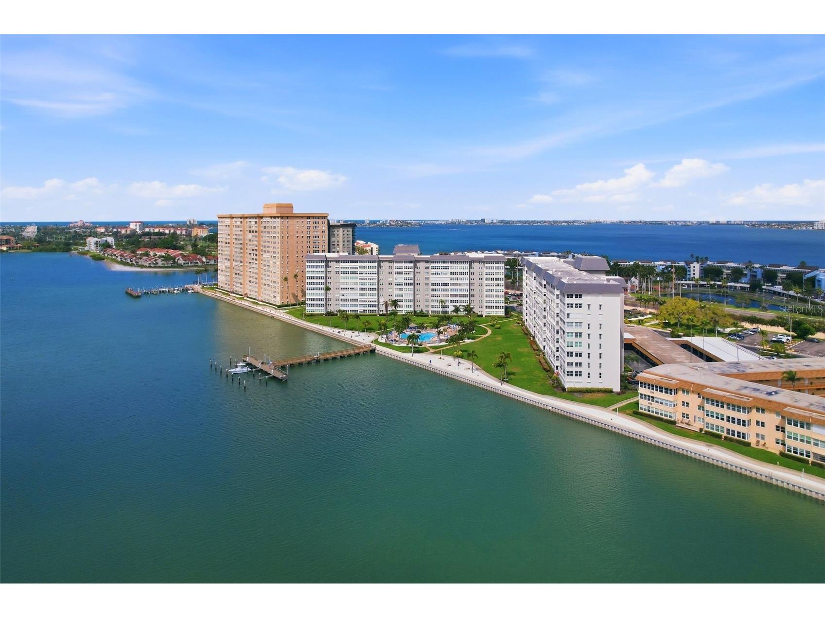 5108 Brittany Drive S #1006 Saint Petersburg FL 33715 TB8486817 image1