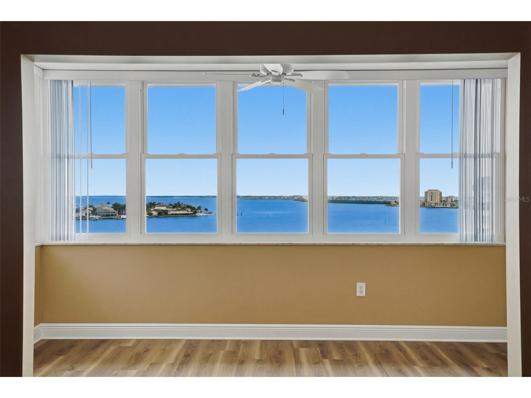 5108 Brittany Drive S #1006 Saint Petersburg FL 33715 TB8486817 image2