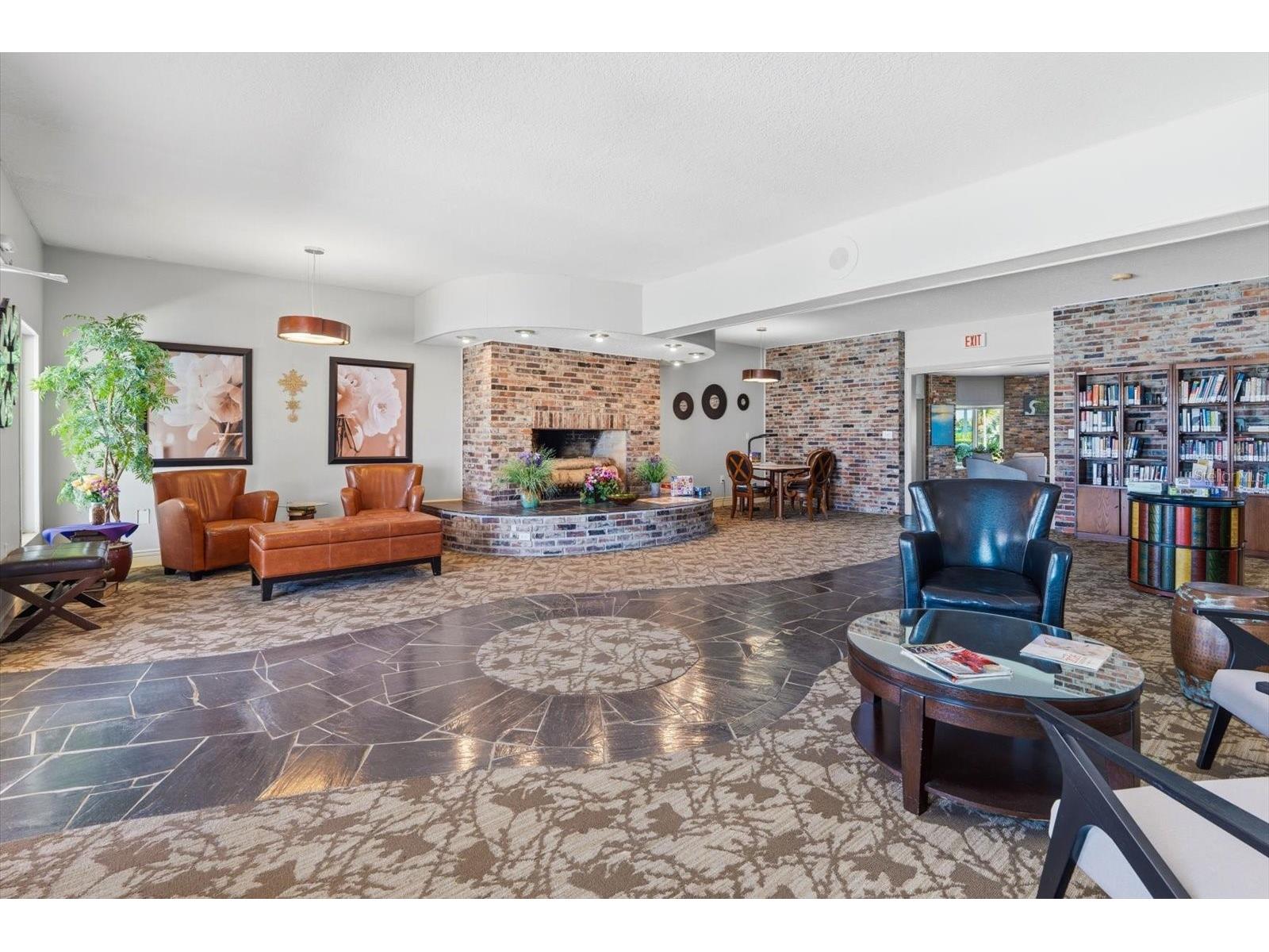 5108 Brittany Drive S #607 Saint Petersburg FL 33715 TB8507559 image43