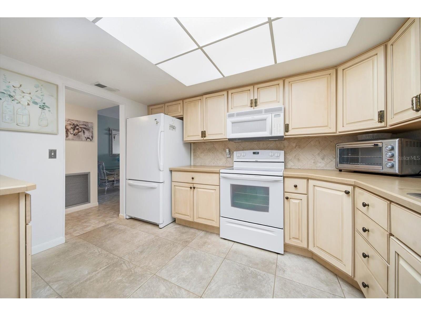 5108 Brittany Drive S #607 Saint Petersburg FL 33715 TB8507559 image9