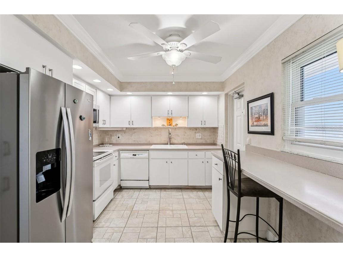 5108 Brittany Drive S #805 Saint Petersburg FL 33715 - BOCA CIEGA BAY TB8451827 image8