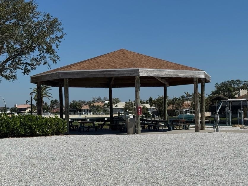 5108 Brittany Drive S #903 Saint Petersburg FL 33715 TB8351222 image45