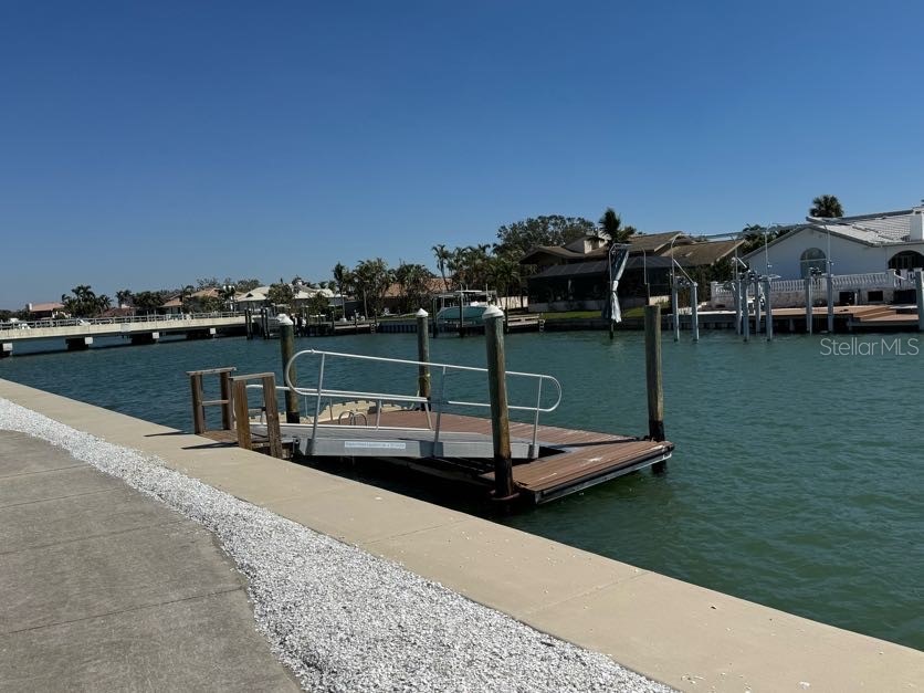 5108 Brittany Drive S #903 Saint Petersburg FL 33715 TB8351222 image48