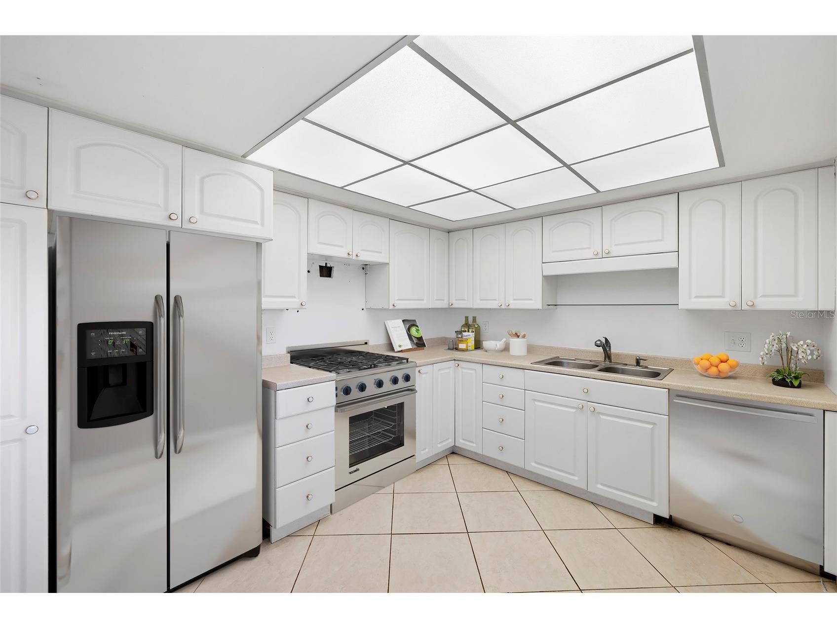 5108 Brittany Drive S #903 Saint Petersburg FL 33715 TB8499893 image12