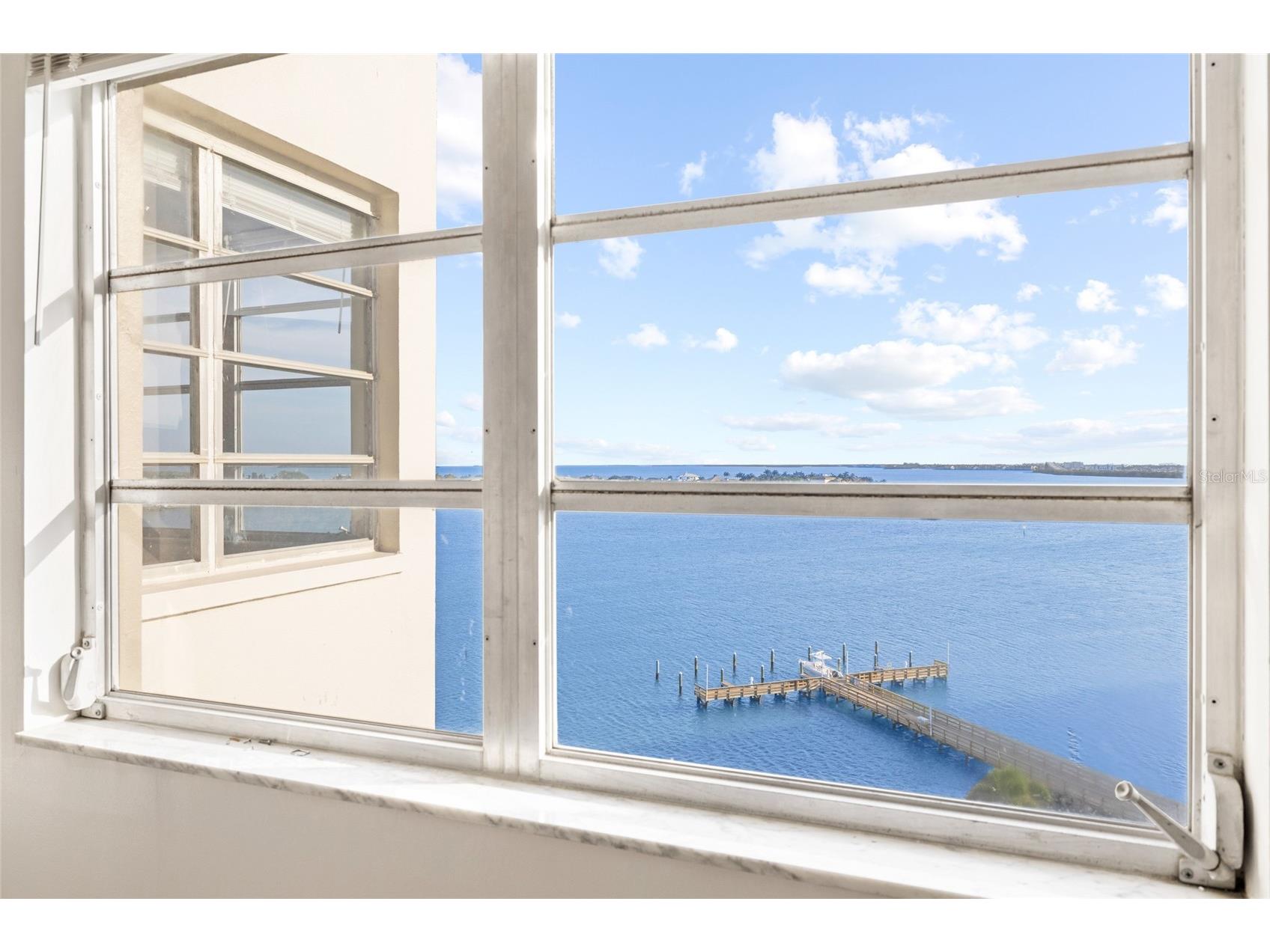 5108 Brittany Drive S #903 Saint Petersburg FL 33715 TB8499893 image30