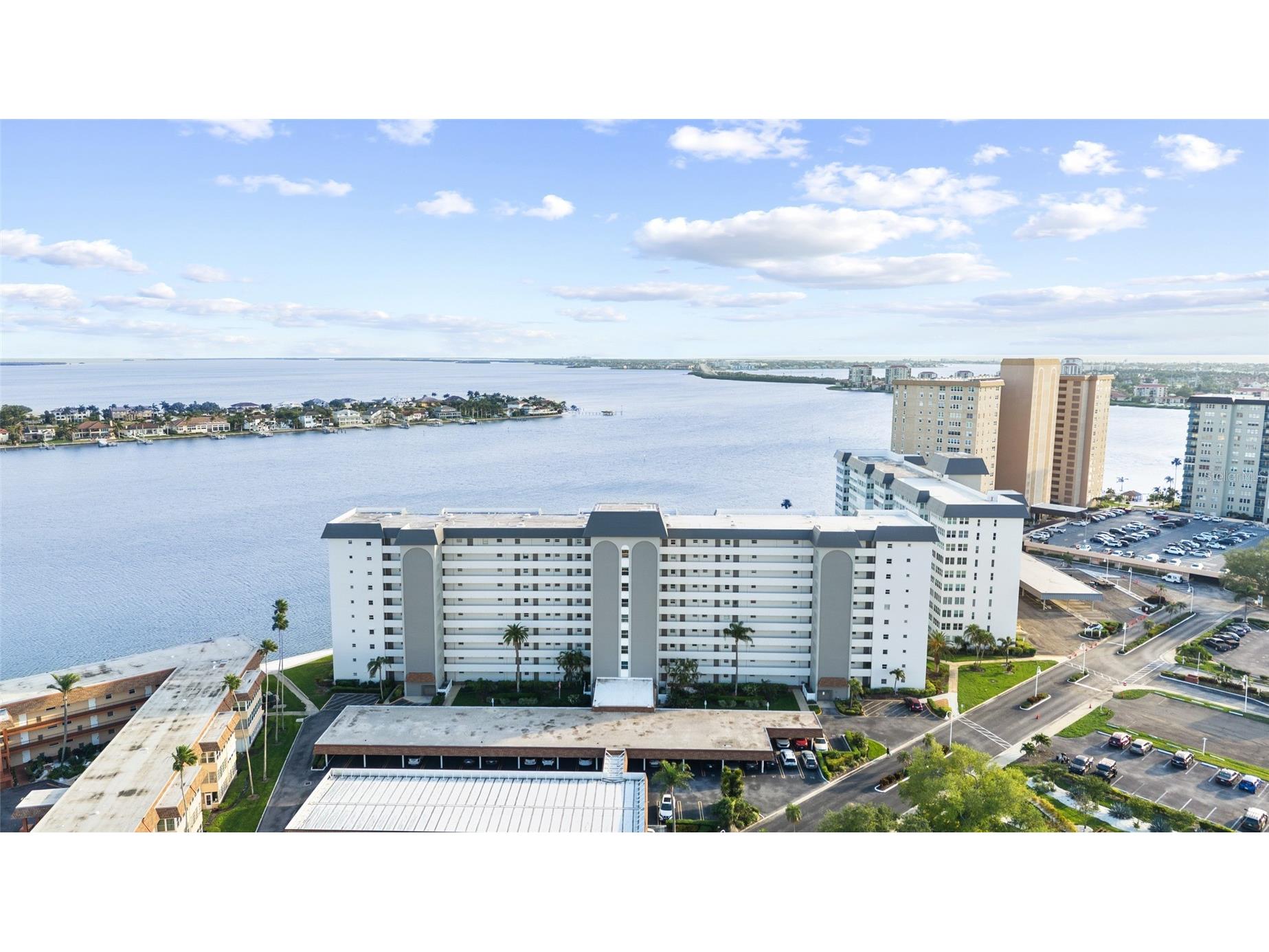 5108 Brittany Drive S #903 Saint Petersburg FL 33715 TB8499893 image33