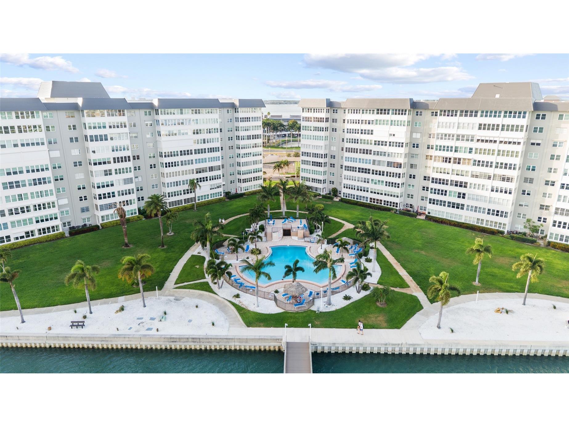 5108 Brittany Drive S #903 Saint Petersburg FL 33715 TB8499893 image38