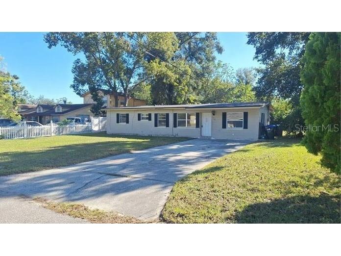 5108 Cassatt Avenue Orlando FL 32808 V4940488 image1