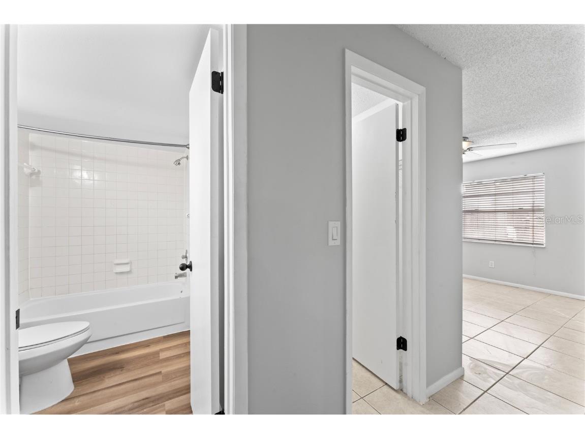 5108 Lawnton Court Tampa FL 33624 TB8446309 image15