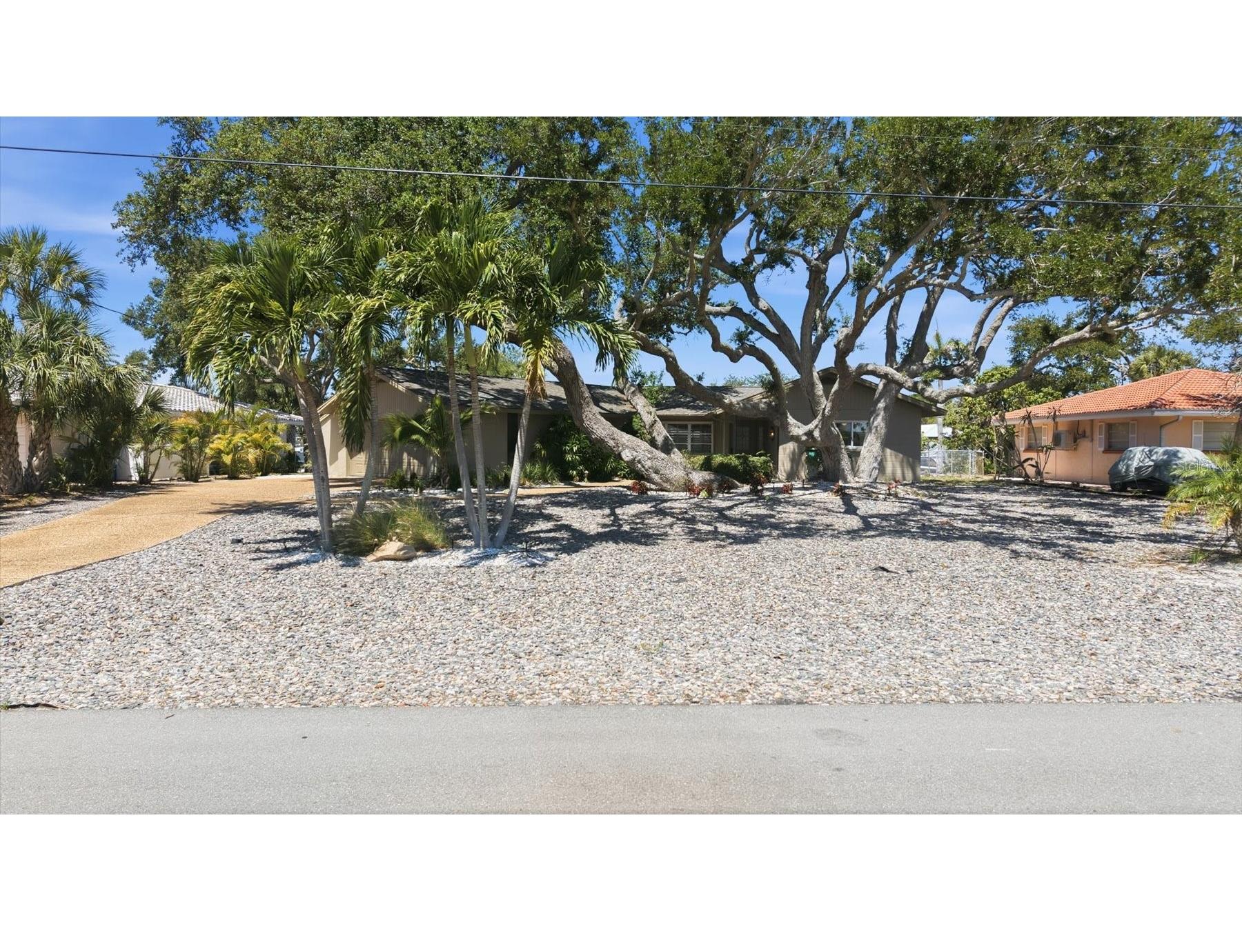 5108 Sandy Shore Avenue Sarasota FL 34242 A4694309 image2