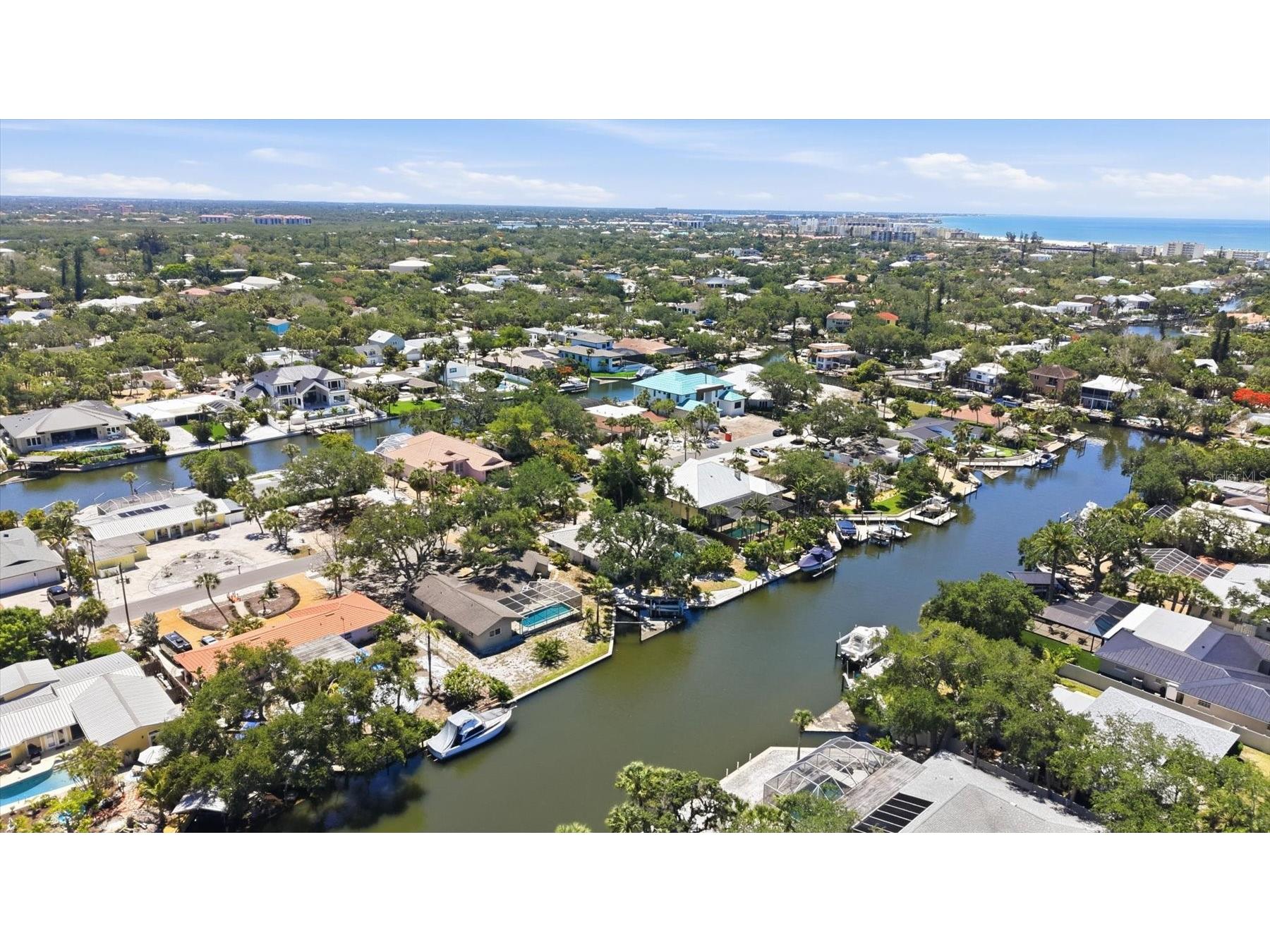 5108 Sandy Shore Avenue Sarasota FL 34242 A4694309 image36