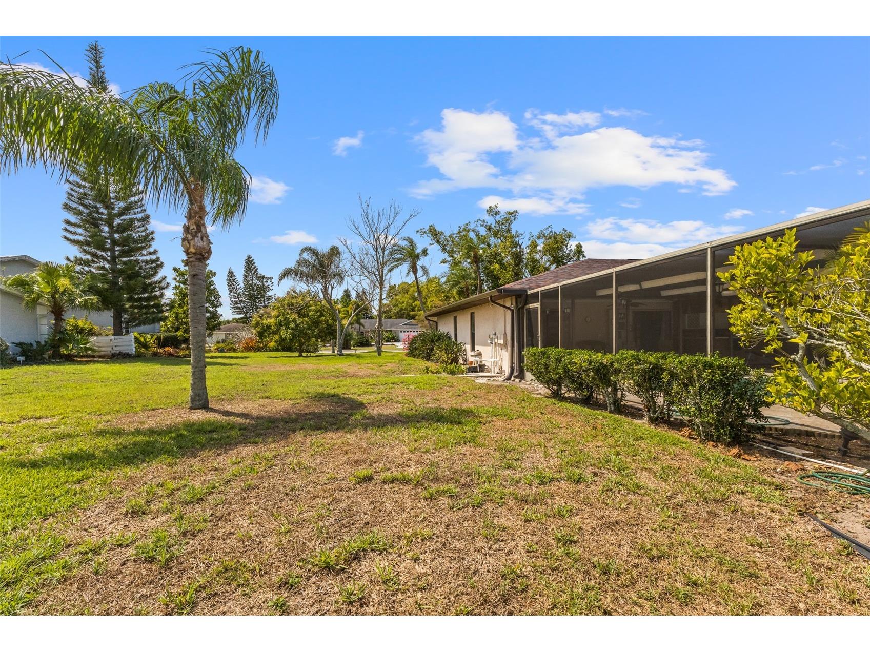 5109 Palm Aire Drive Sarasota FL 34243 A4686695 image35