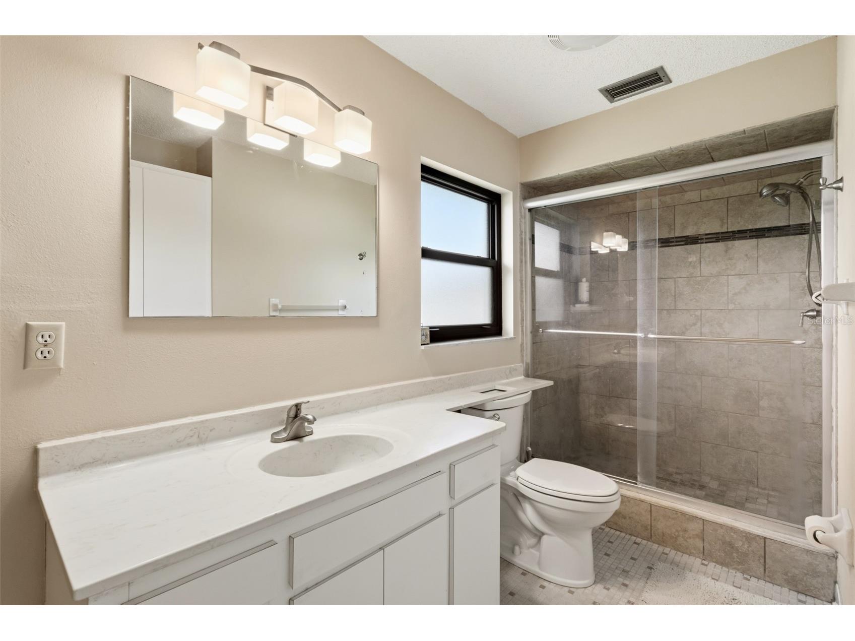 5109 Palm Aire Drive Sarasota FL 34243 A4686695 image41