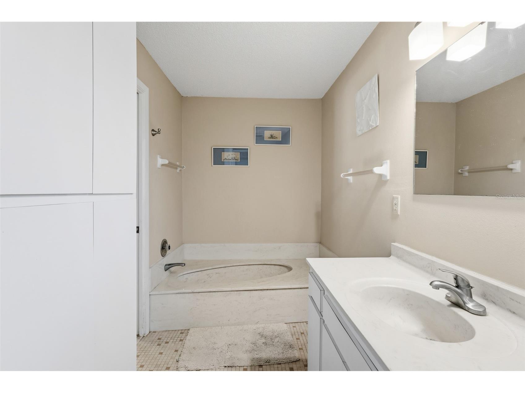 5109 Palm Aire Drive Sarasota FL 34243 A4686695 image42