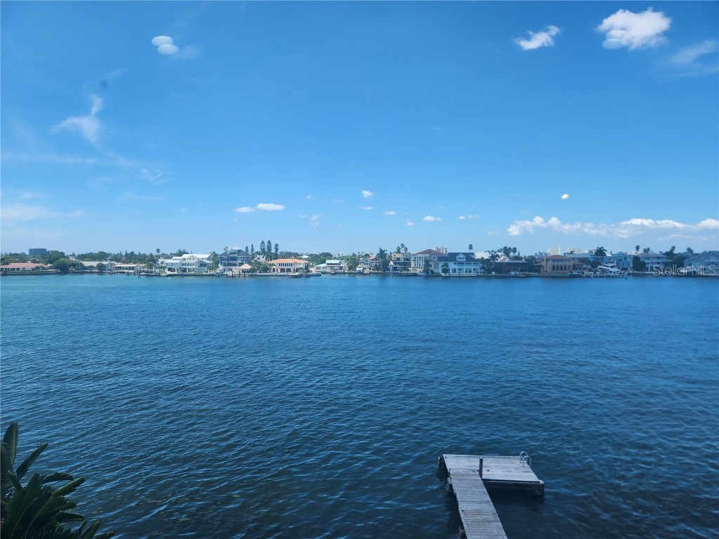 511 55th Avenue Saint Pete Beach FL 33706 - BOCA CIEGA BAY U8205522 image1