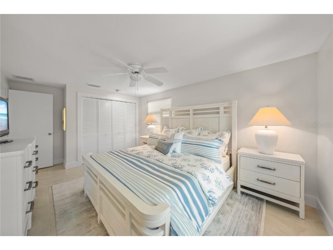 511 68th Street Holmes Beach FL 34217 - GRAND CANAL A4670357 image10