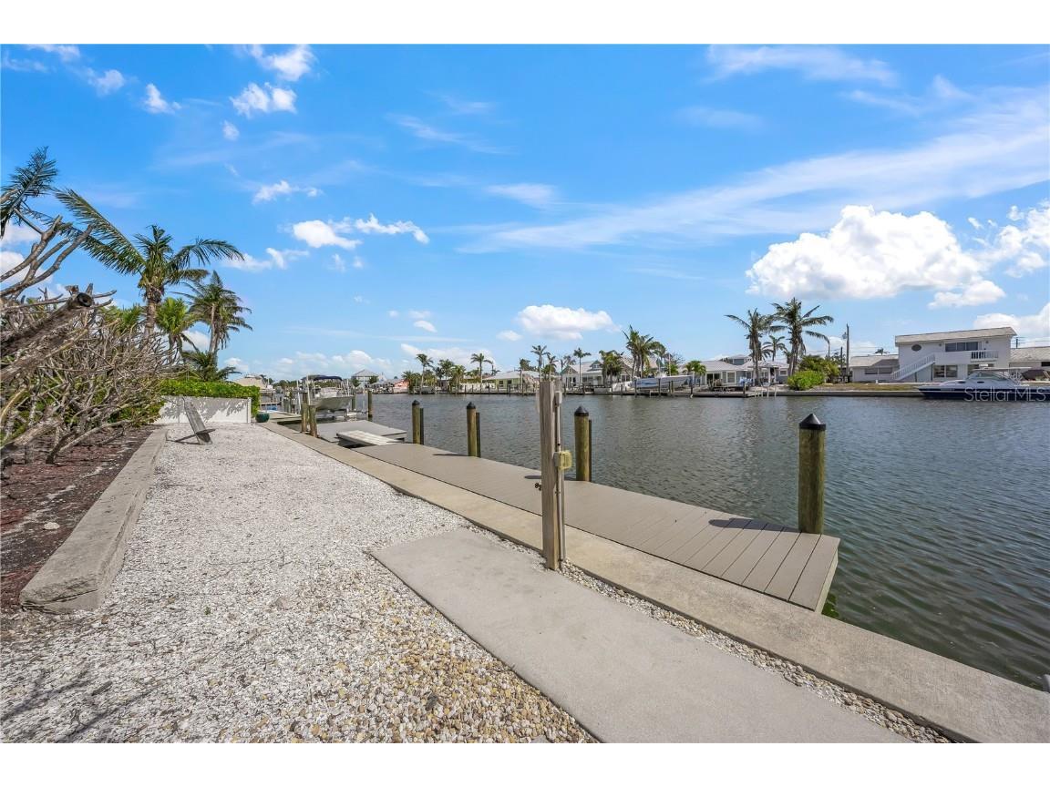 511 68th Street Holmes Beach FL 34217 - GRAND CANAL A4670357 image19