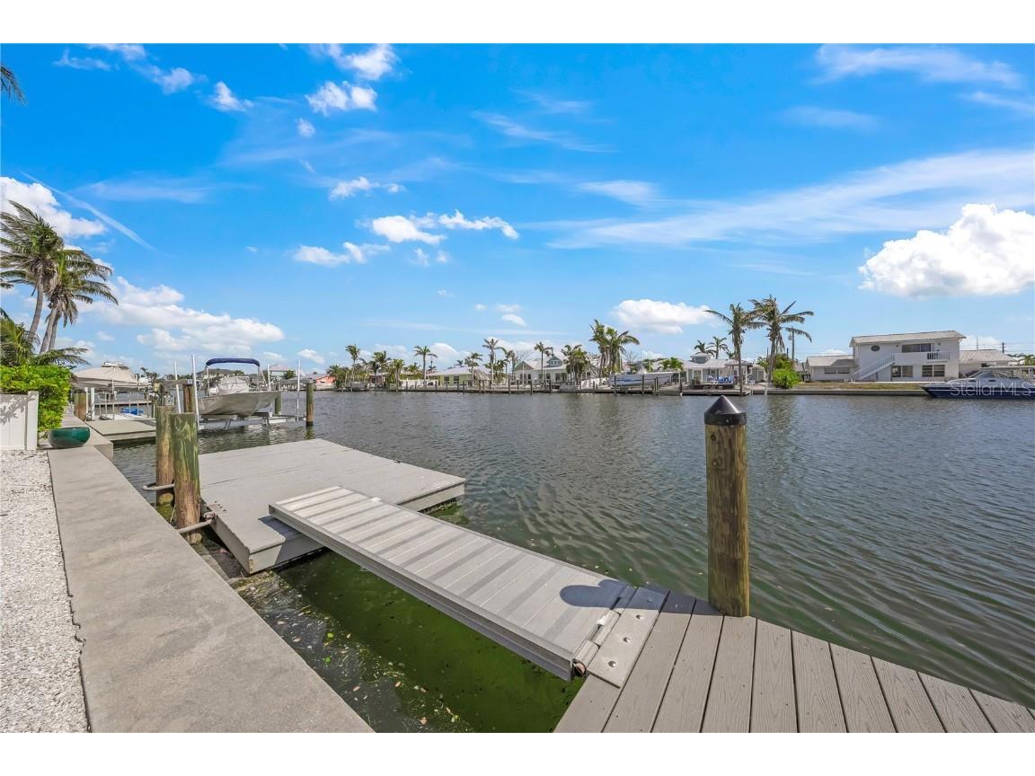 511 68th Street Holmes Beach FL 34217 - GRAND CANAL A4670357 image20