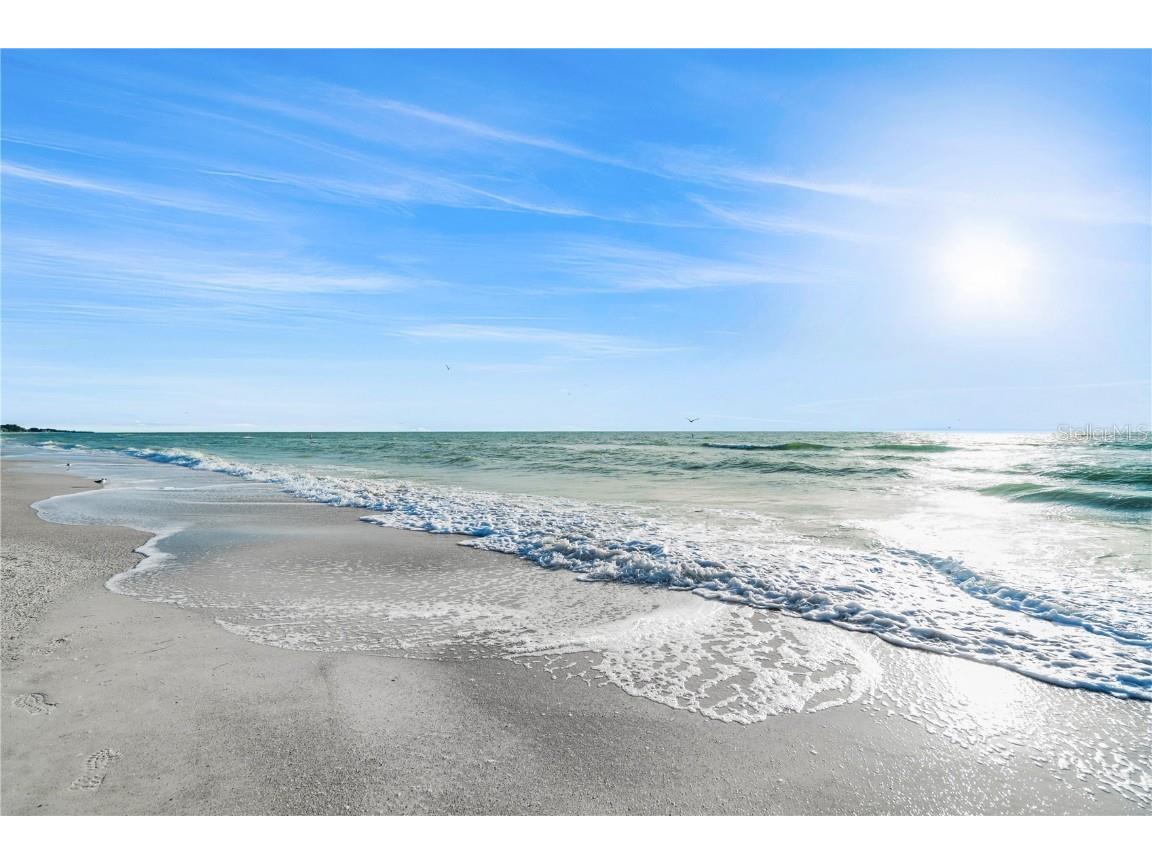 511 68th Street Holmes Beach FL 34217 - GRAND CANAL A4670357 image35