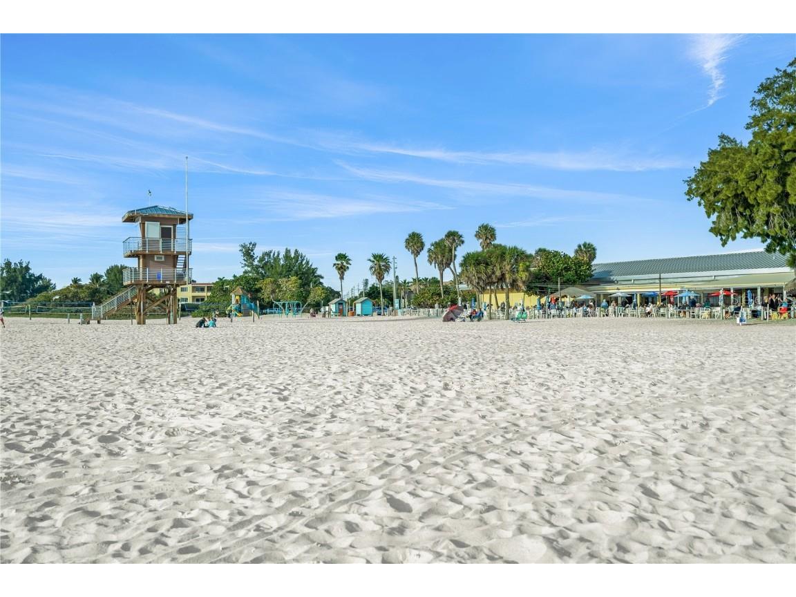 511 68th Street Holmes Beach FL 34217 - GRAND CANAL A4670357 image36