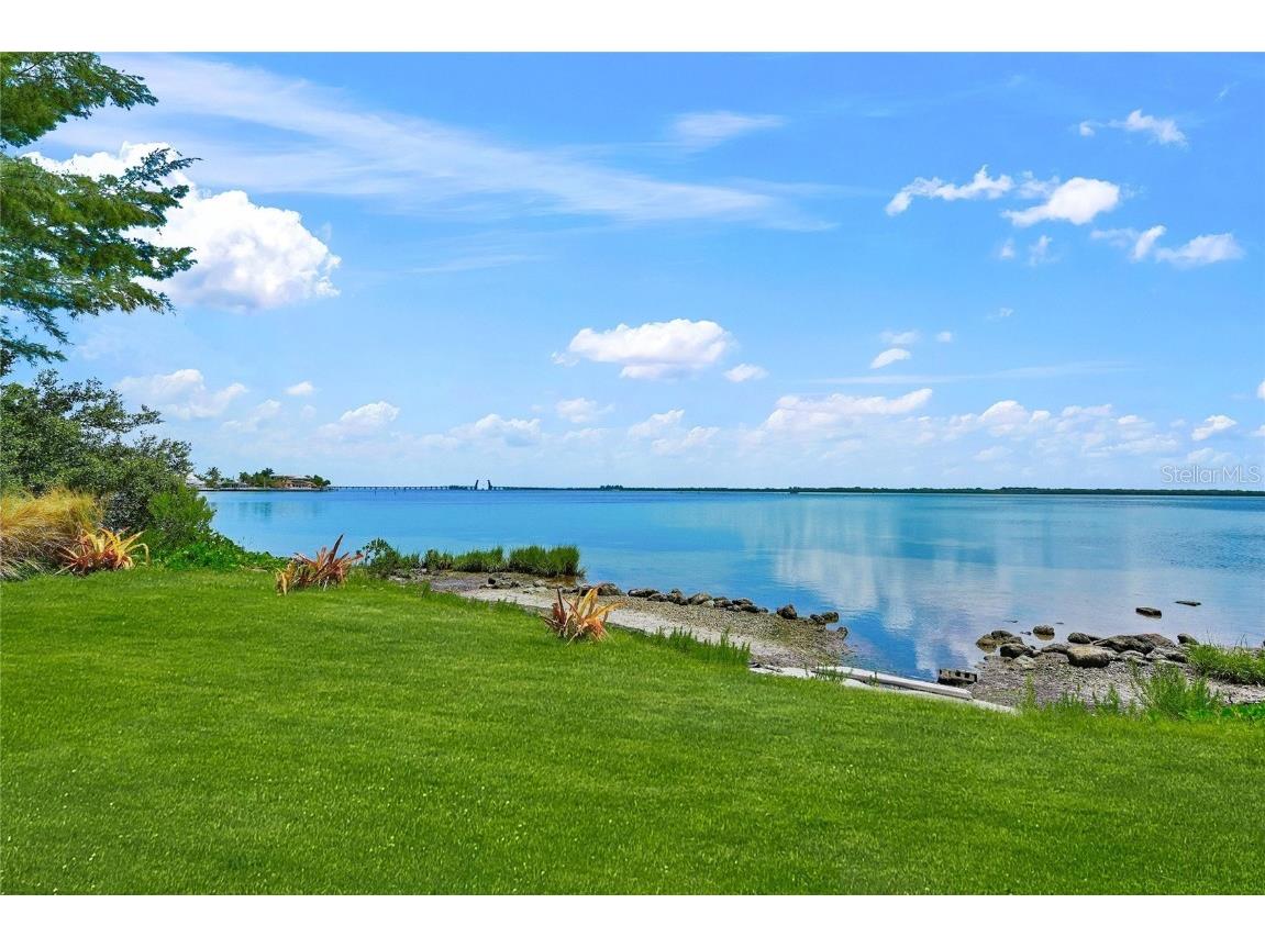 511 68th Street Holmes Beach FL 34217 - GRAND CANAL A4670357 image52