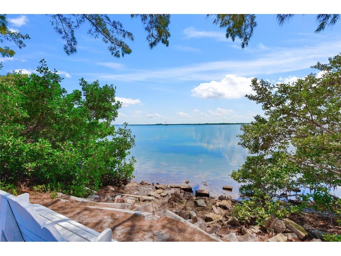 511 68th Street Holmes Beach FL 34217 - GRAND CANAL A4670357 image54