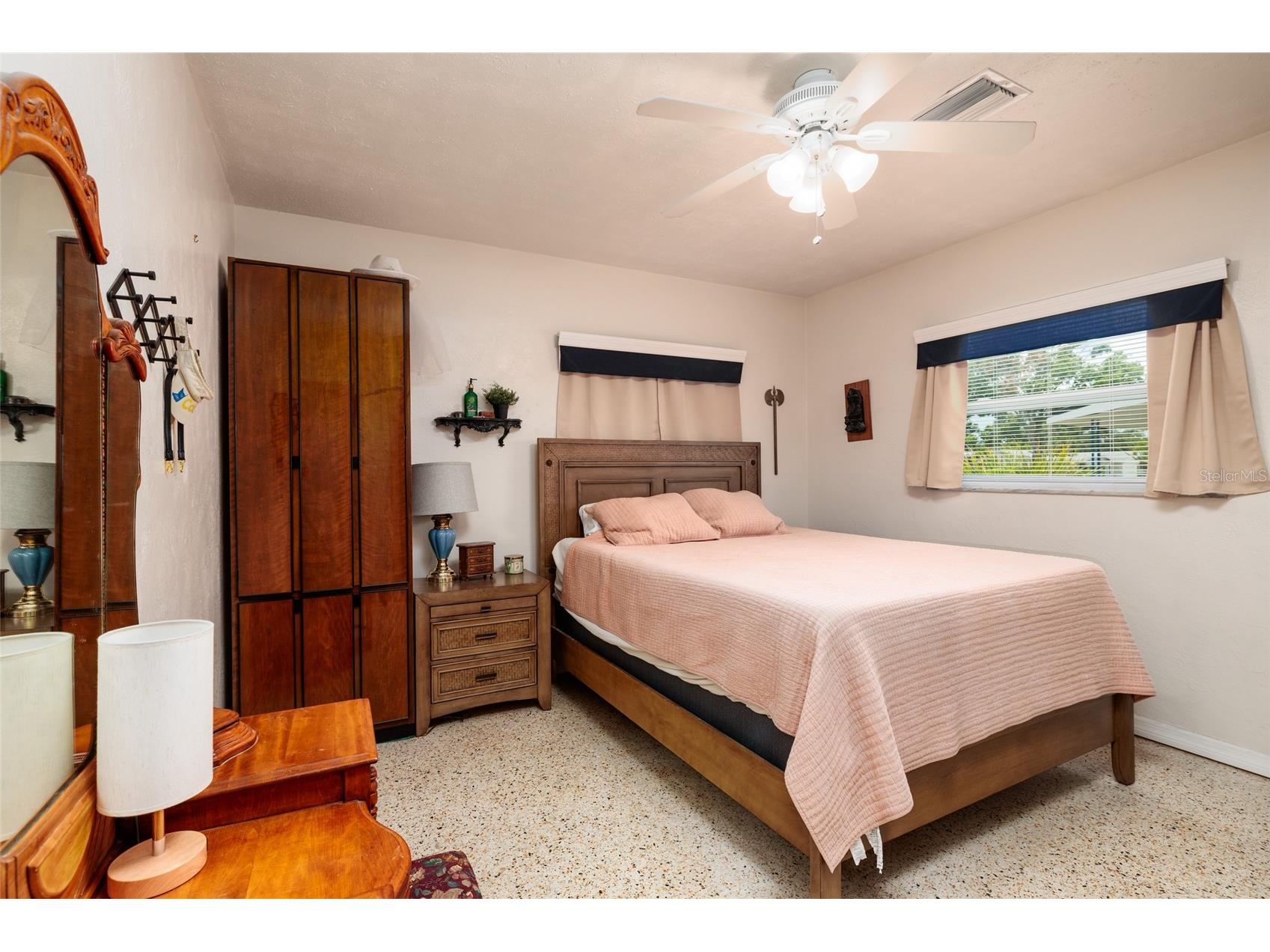 511 74th Avenue N Saint Petersburg FL 33702 TB8514956 image19