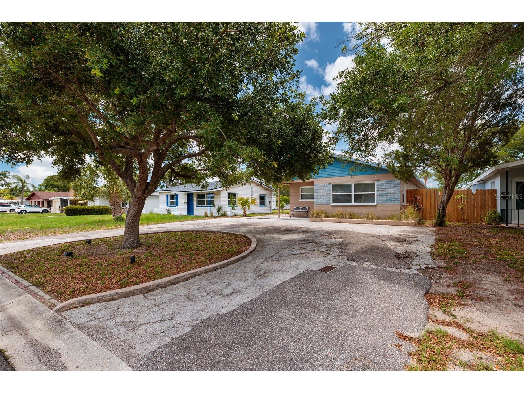 511 74th Avenue N Saint Petersburg FL 33702 TB8514956 image2