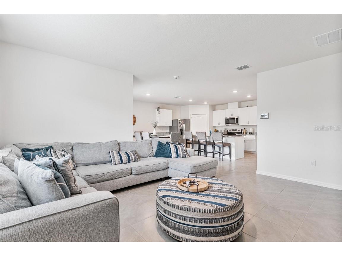 511 Baroness Way Deland FL 32724 V4945120 image13