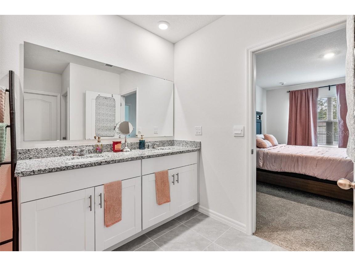 511 Baroness Way Deland FL 32724 V4945120 image19