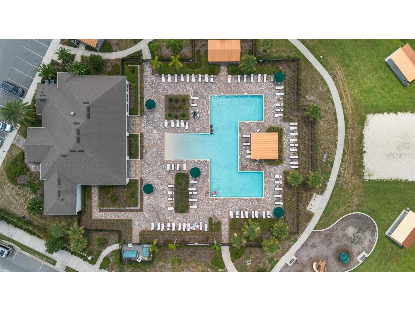 511 Baroness Way Deland FL 32724 V4945120 image33