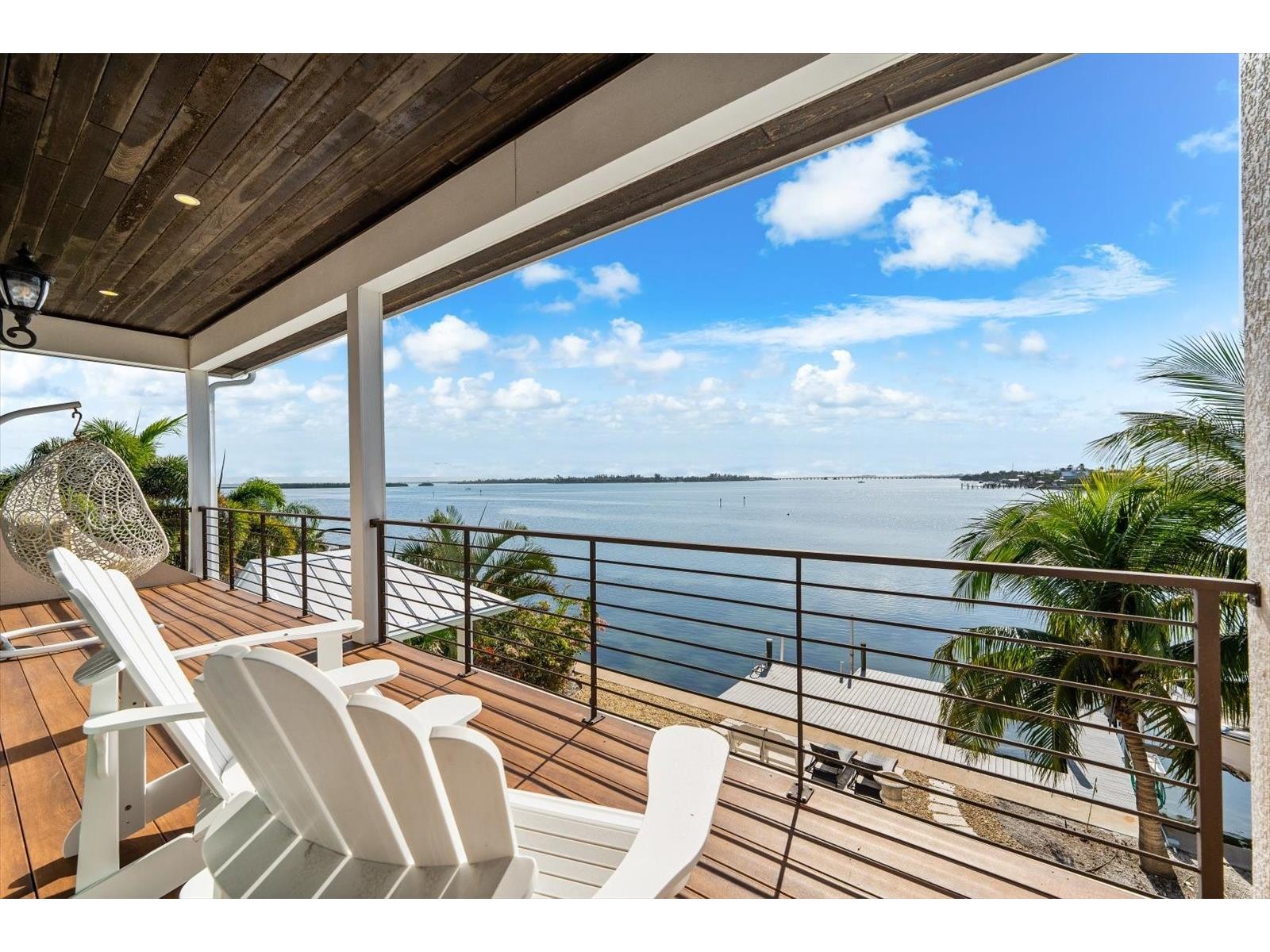 511 Bayview Drive Holmes Beach FL 34217 A4675904 image48